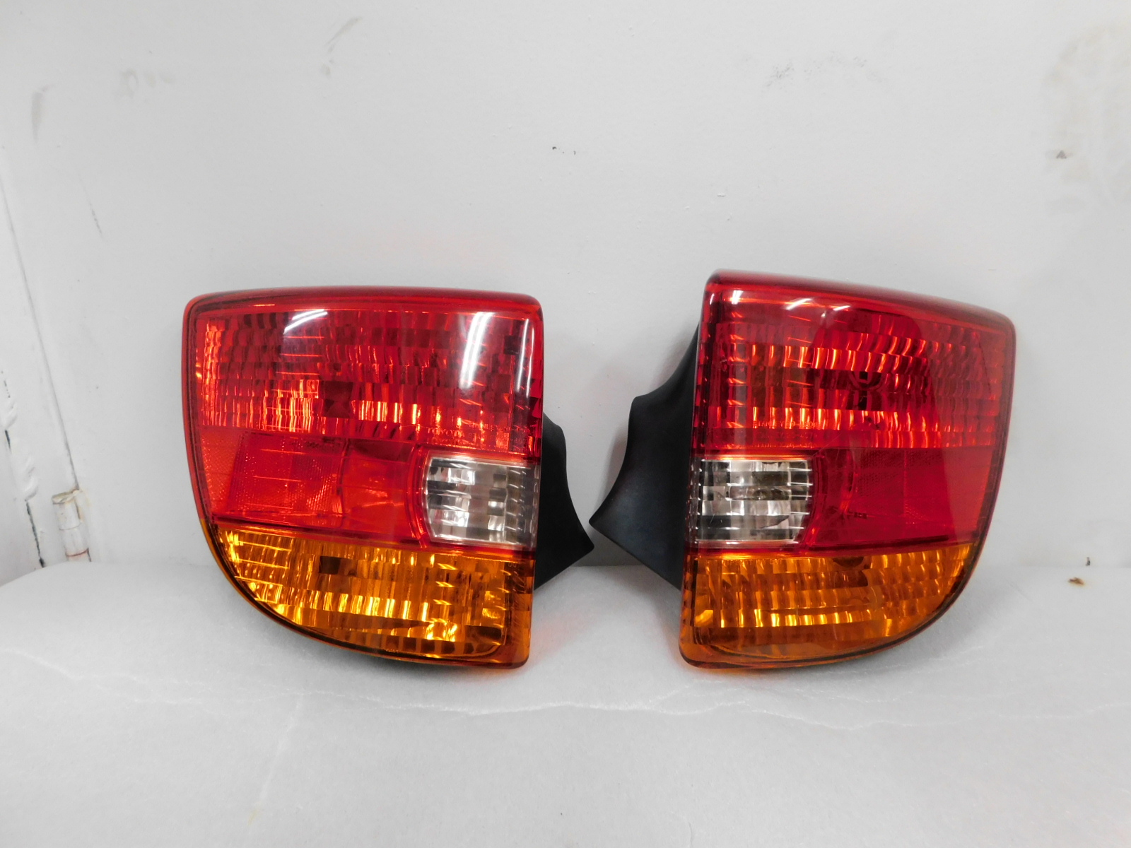 JDM 20002006 TOYOTA CELICA TAIL LIGHTS JDM of Ohio