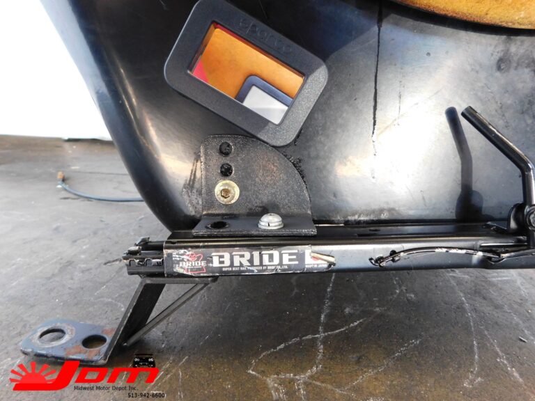 SPARCO REV PLUS SEAT W/ S14 BRIDE RAIL JDM of Ohio