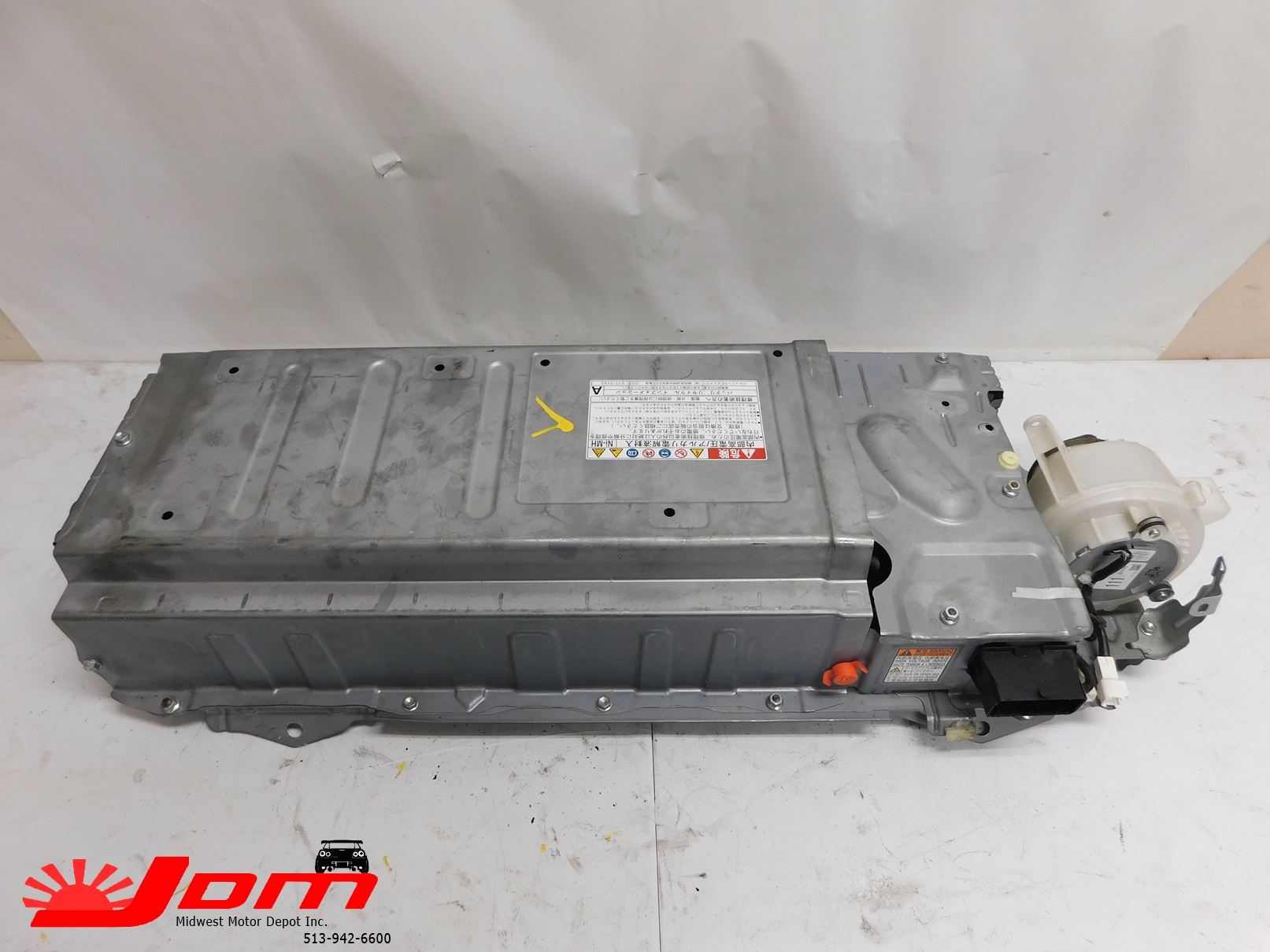 Used OEM Toyota A/C Compressor For 2010-2012 Prius, Prius V, Prius Plug-in – Pumping & Tested